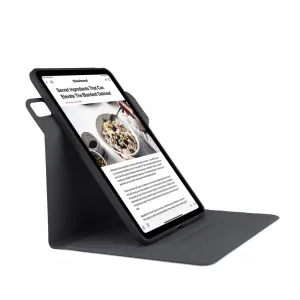 Pipetto iPad Pro 13 roterende foliocover i sort med udfoldet stander til visning i liggende format.