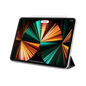 Étui folio noir Pipetto Origami No4 pour iPad Pro 12,9 pouces, présenté avec support dépliable et Apple Pencil