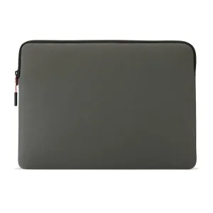 Pipetto Classic Fit laptopetui til MacBook Pro 14 og Air 13,6 tommer i mørkegrått med glidelås