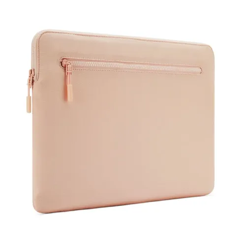 Pipetto MacBook-Hülle 16 Zoll in Beige, mit vorderer Zubehörtasche und seitlichem Reißverschluss zum Schutz des Laptops