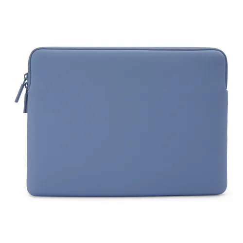 Pipetto Classic Fit MacBook-fodral i blått med rundade hörn, dragkedja upptill och dubbla dragflikar