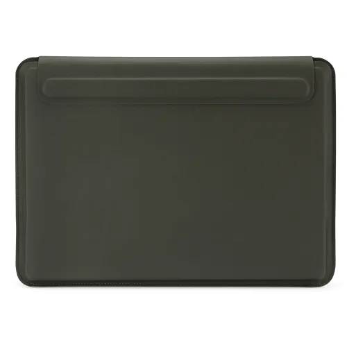 Dunkelgrüne Laptoptasche für 13/14 Zoll, Vorderansicht mit breiter oberer Klappe, abgerundeten sichtbaren Nähten und verstärkten Kanten, glatte Vorderseite.